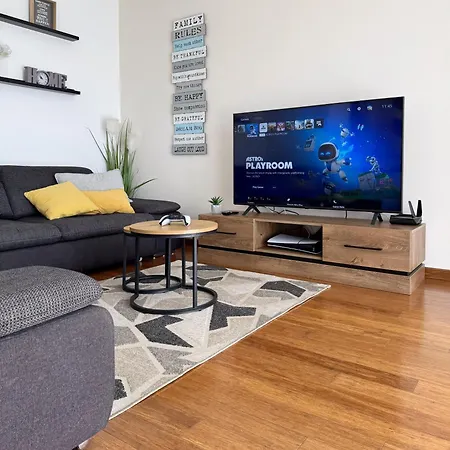 Rosa Ventorum With Private Pool Near Split ヴィラ *