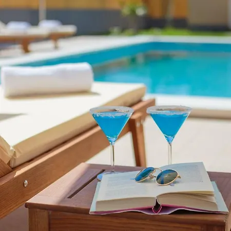 Rosa Ventorum With Private Pool Near Split Kaštela