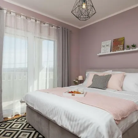 Rosa Ventorum With Private Pool Near Split Villa