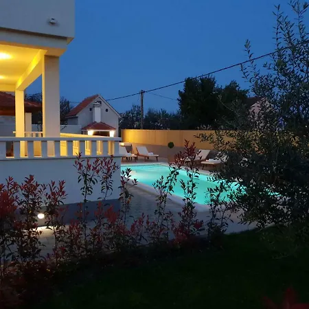 Rosa Ventorum With Private Pool Near Split Villa Kaštela