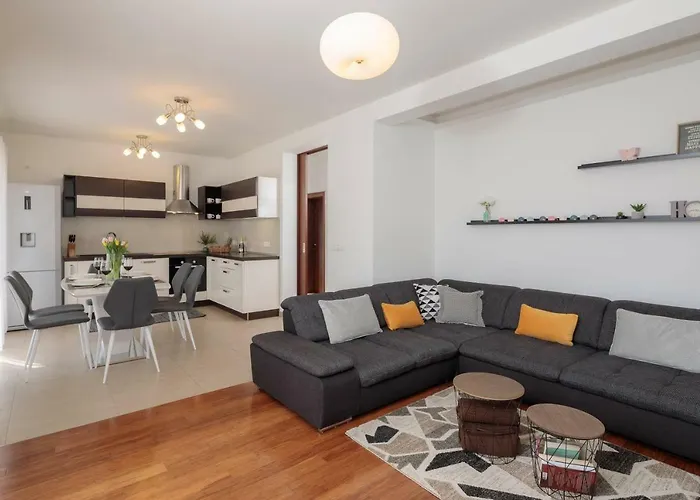 Rosa Ventorum With Private Pool Near Split Villa Kaštela