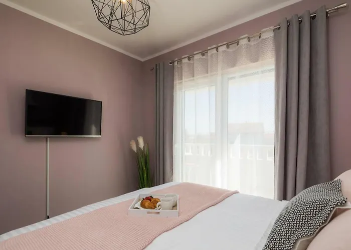 Rosa Ventorum With Private Pool Near Split